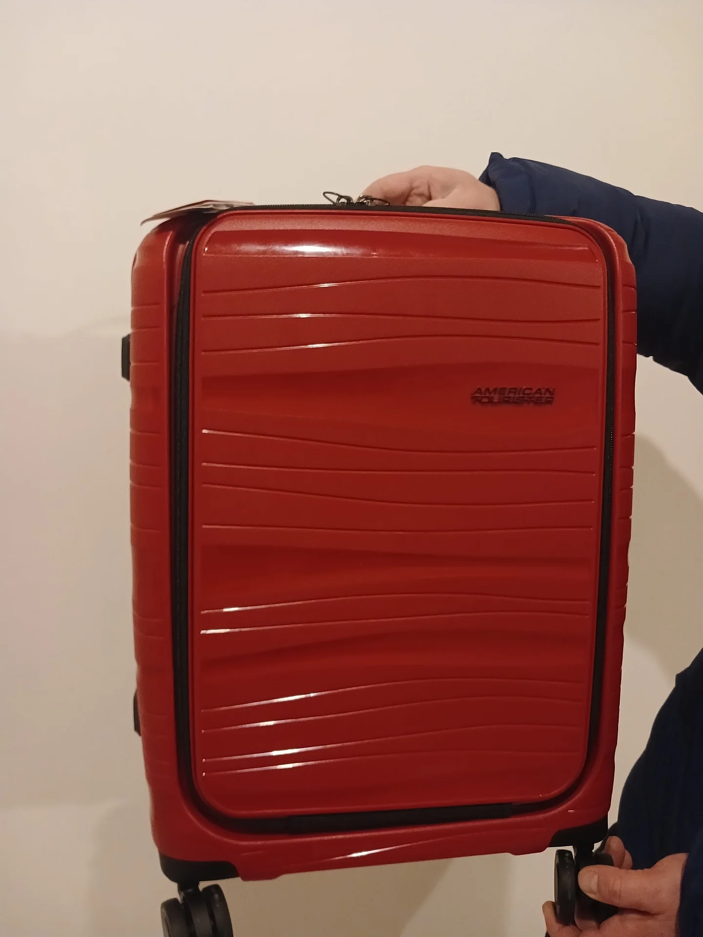 Чемодан American Tourister s - миниатюра 4