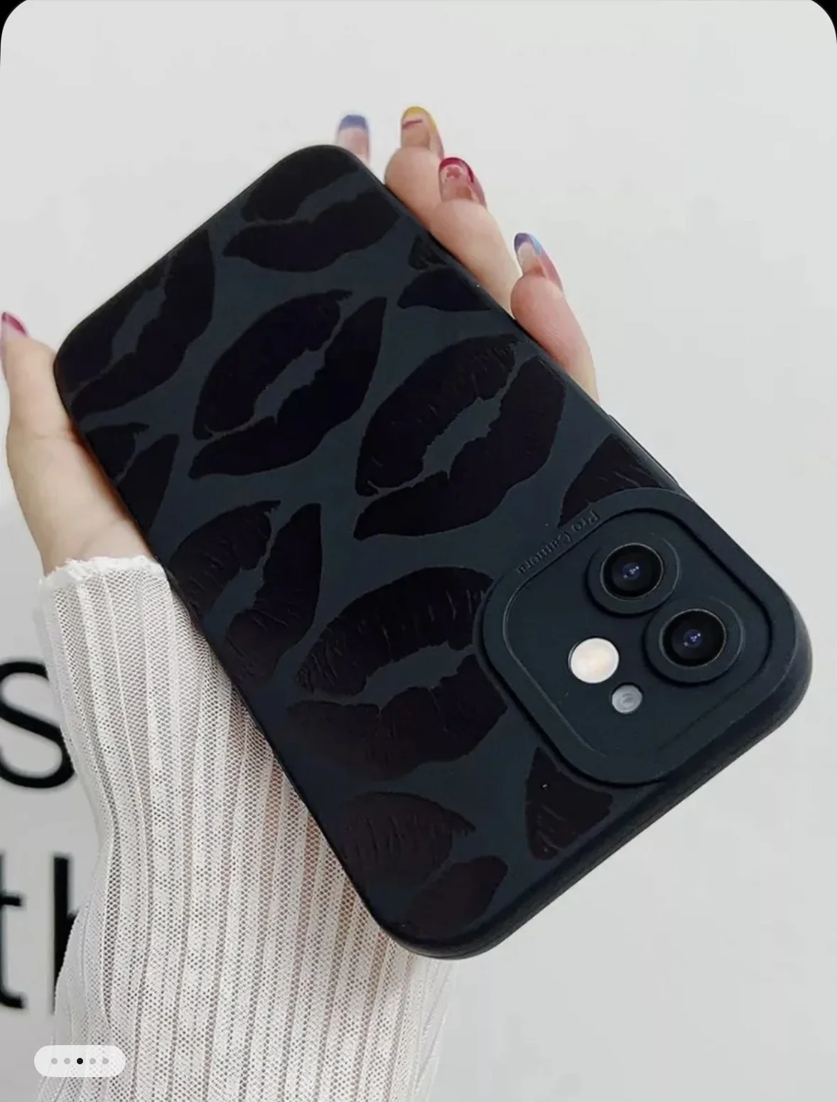 Чехол на iPhone 11 - миниатюра 3