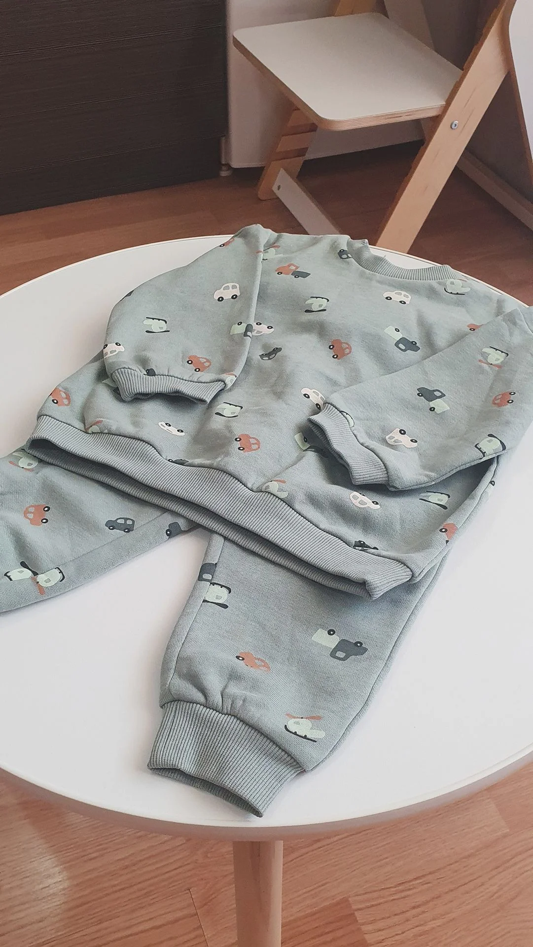 Костюм H&M 80 - изображение 1