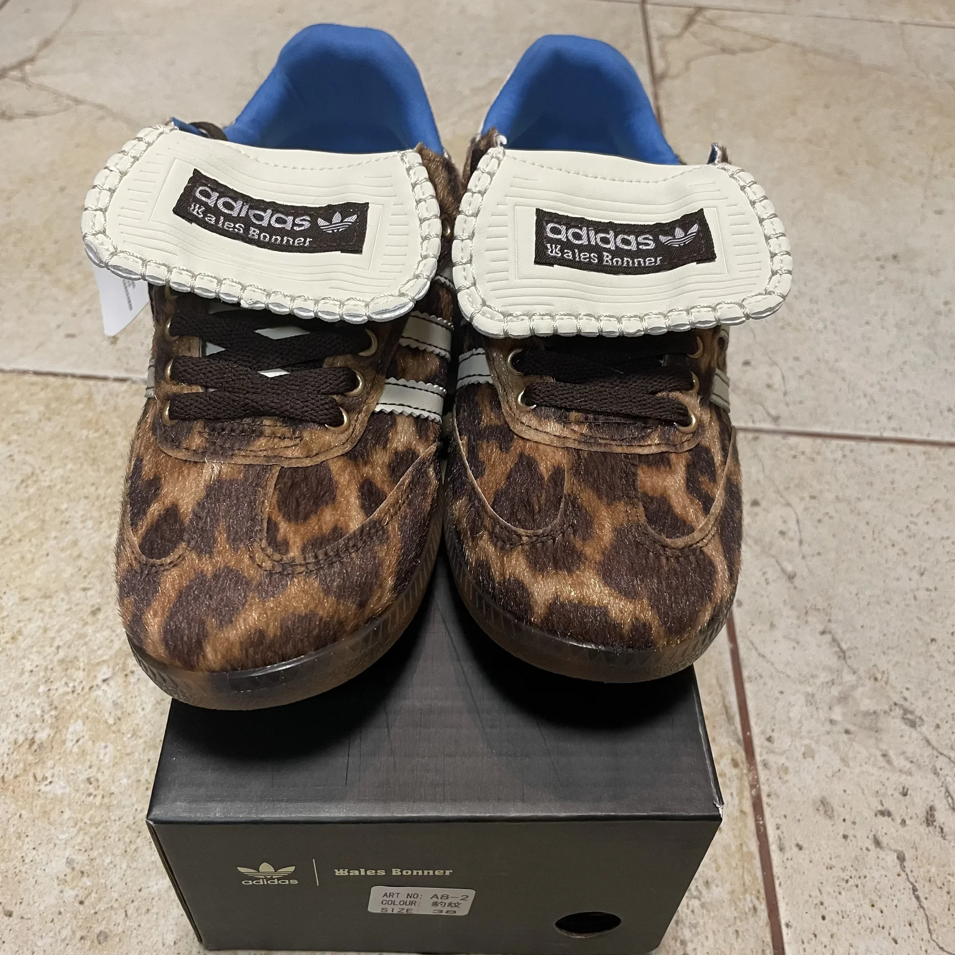 Женские кроссовки Adidas - миниатюра 4