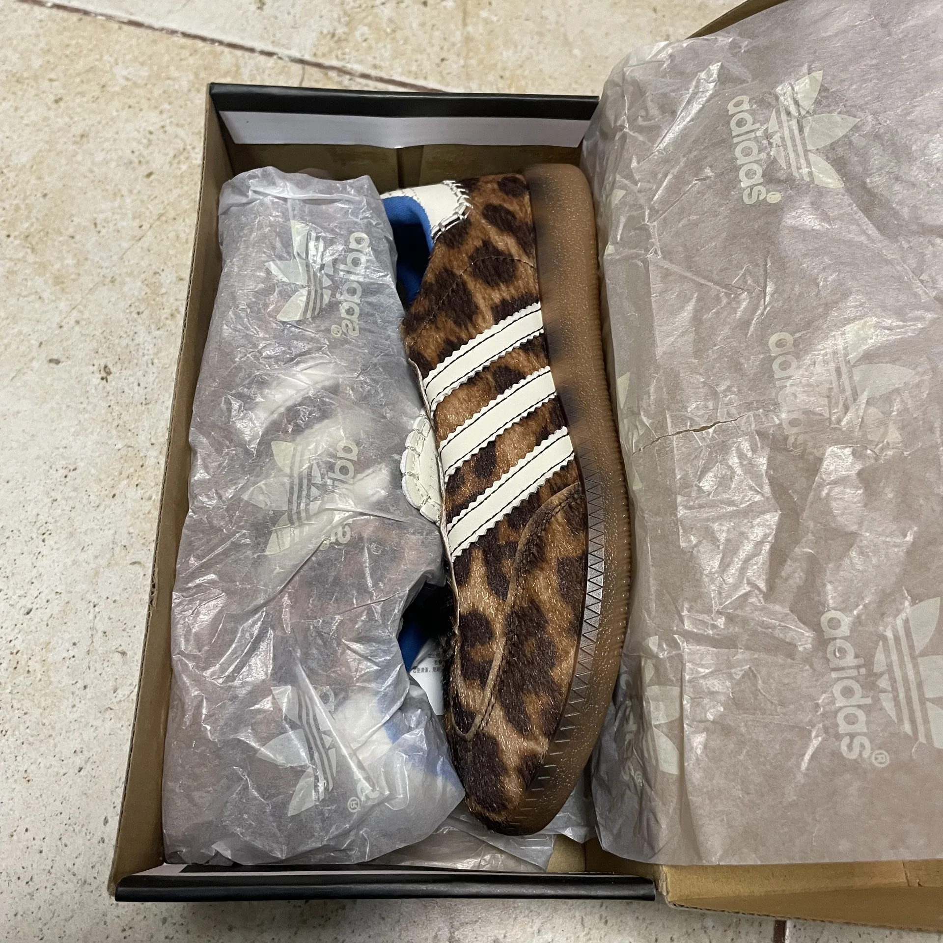 Женские кроссовки Adidas - миниатюра 5