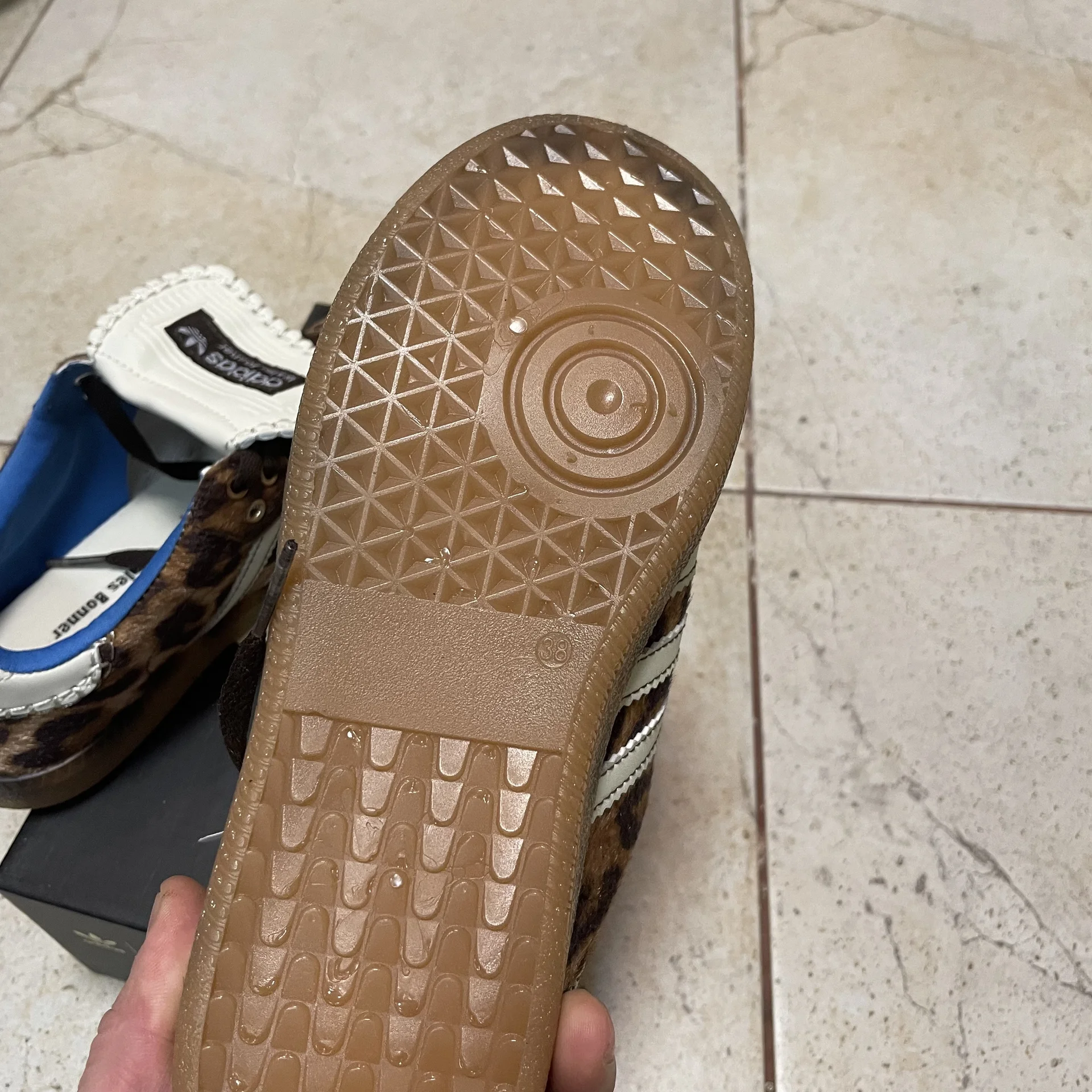 Женские кроссовки Adidas - миниатюра 6
