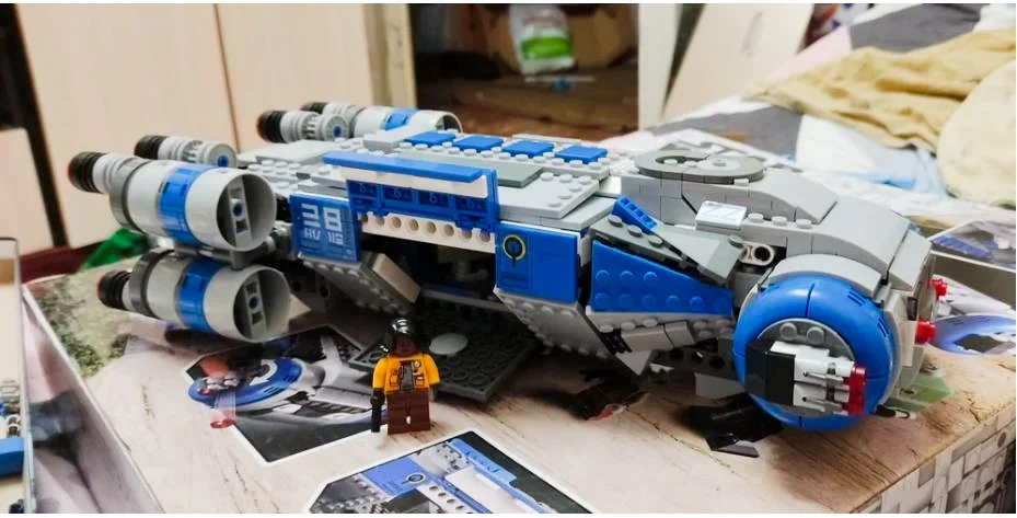 Конструктор Star Wars/Корабль Сопротивления/60018/932 дет - миниатюра 6