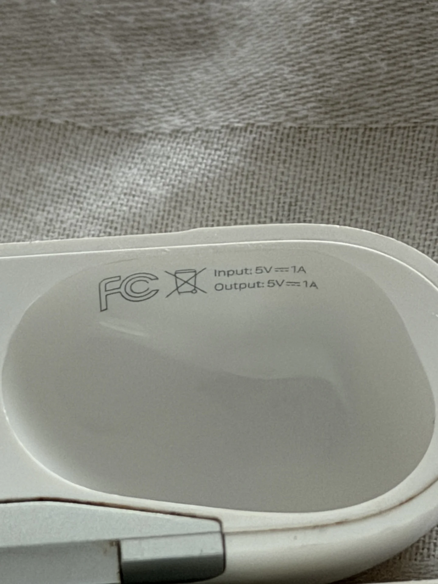 Кейс AirPods Pro 1 - миниатюра 4