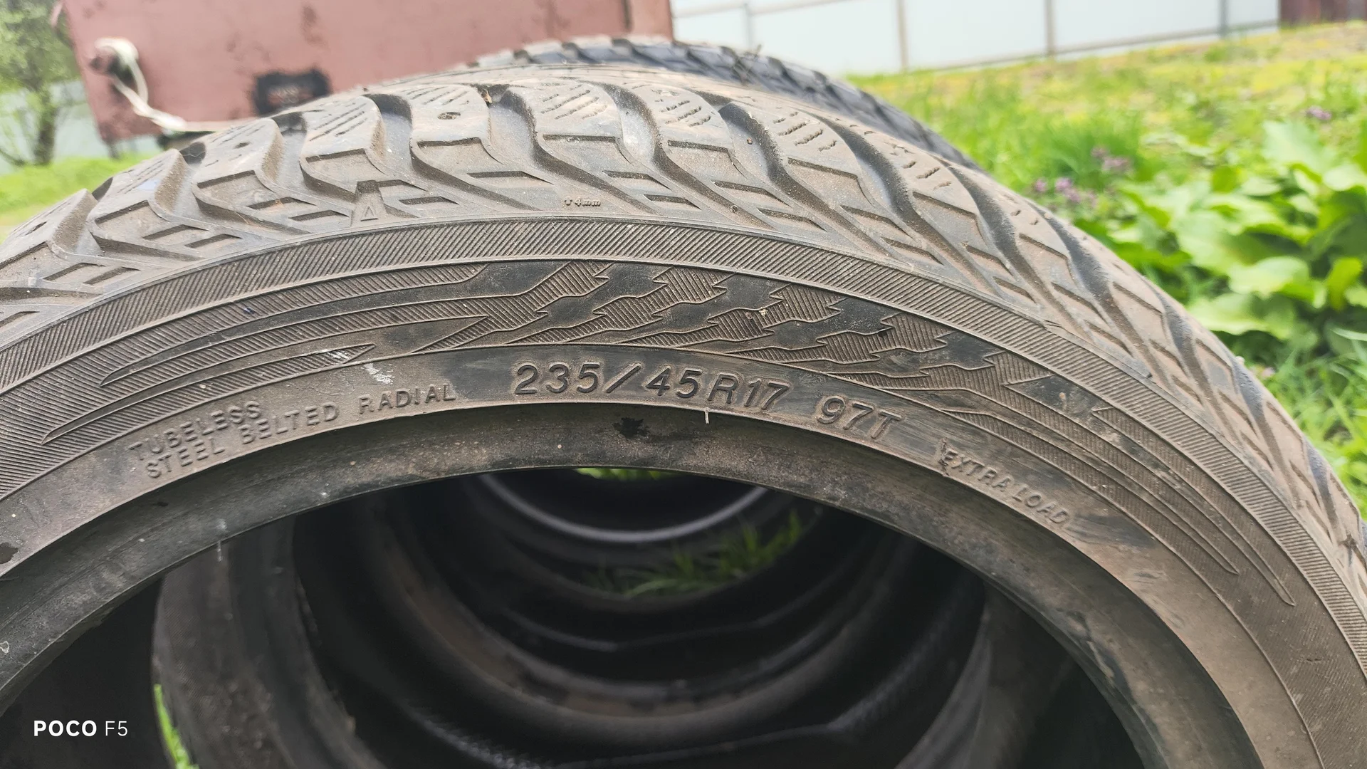 Зимняя резина Yokohama Ice Guard IG35 235/45 R17 97T - миниатюра 2