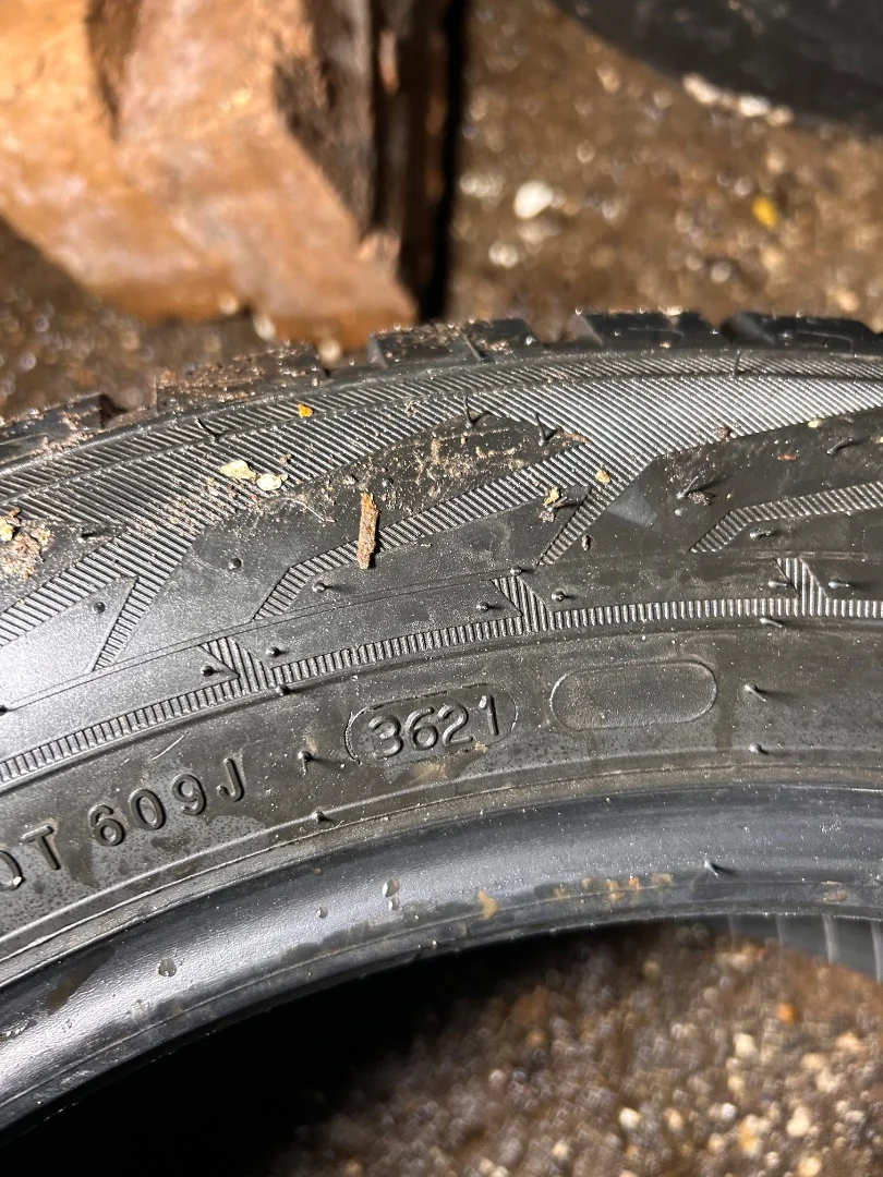 Зимние Nokian Tyres Nordman 7 SUV 215/55 R18 99T - миниатюра 3