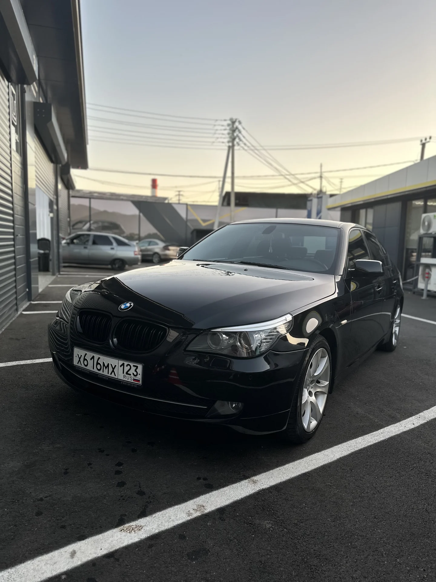 BMW 5 E60 2.0d - миниатюра 4