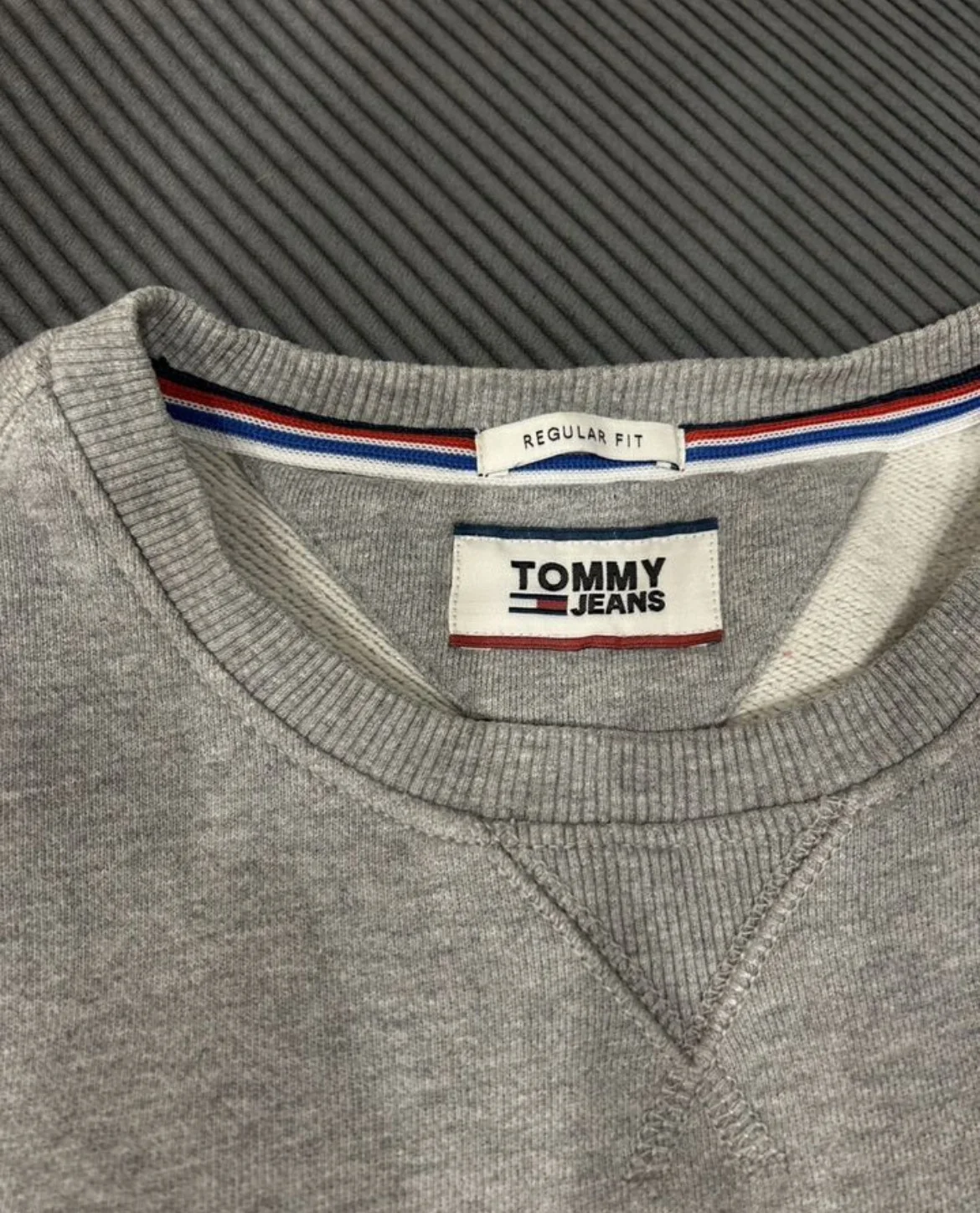 Tommy hilfiger свитшот мужской s-m - миниатюра 2