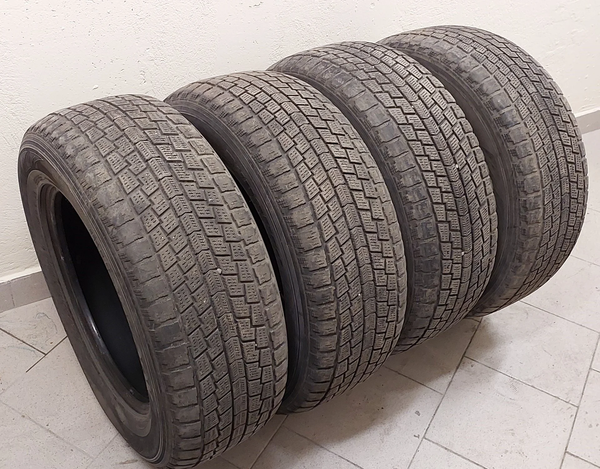 Hankook Dynapro I'Cept X 265/60 R18 110Q - изображение 1