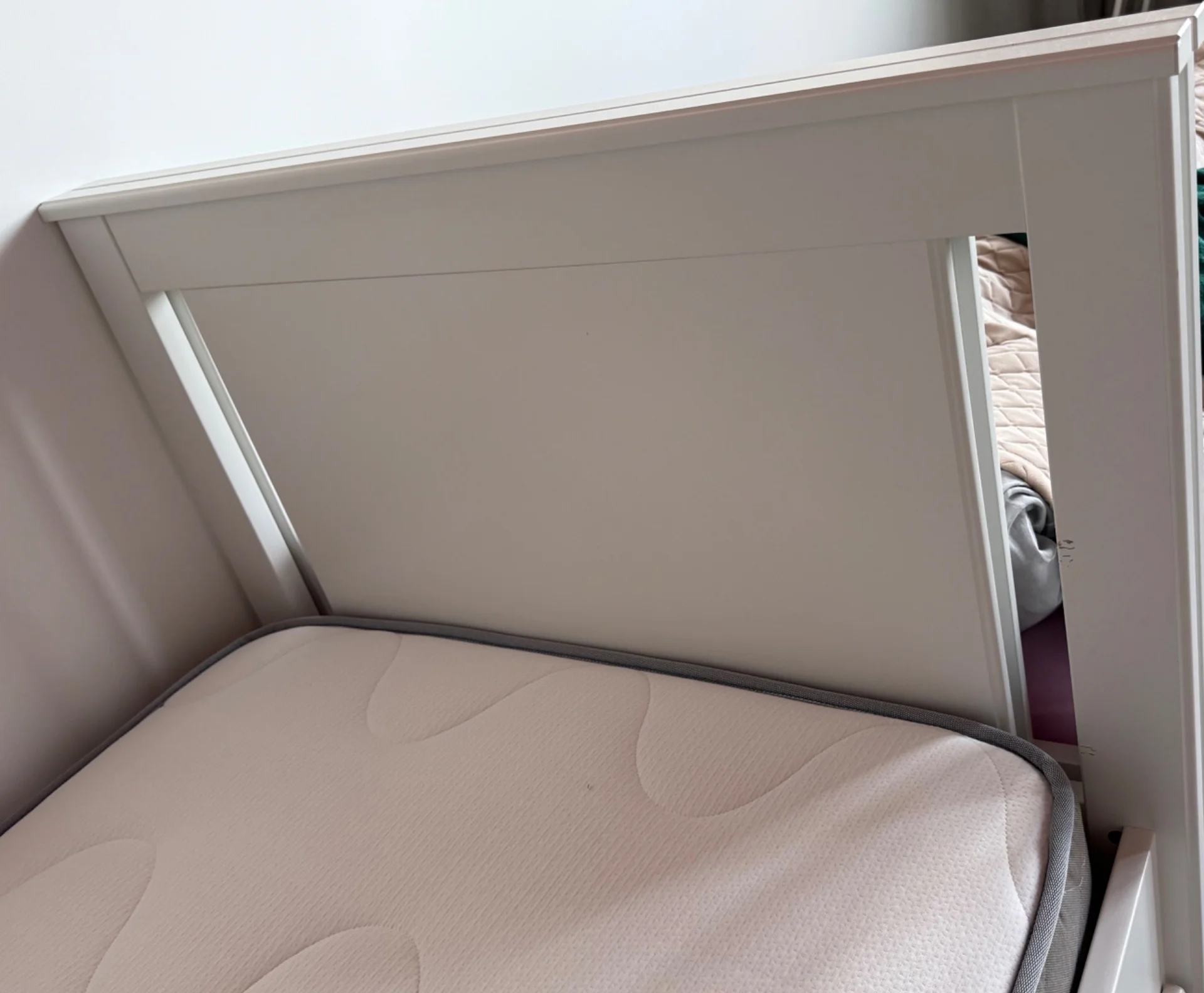 Ikea кровать - миниатюра 2