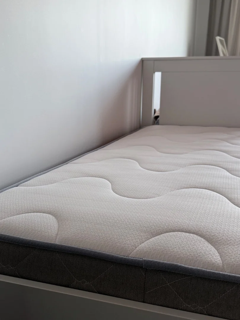 Ikea кровать - миниатюра 4