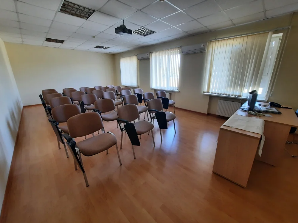 Сдам офисное здание на длительный срок - миниатюра 7
