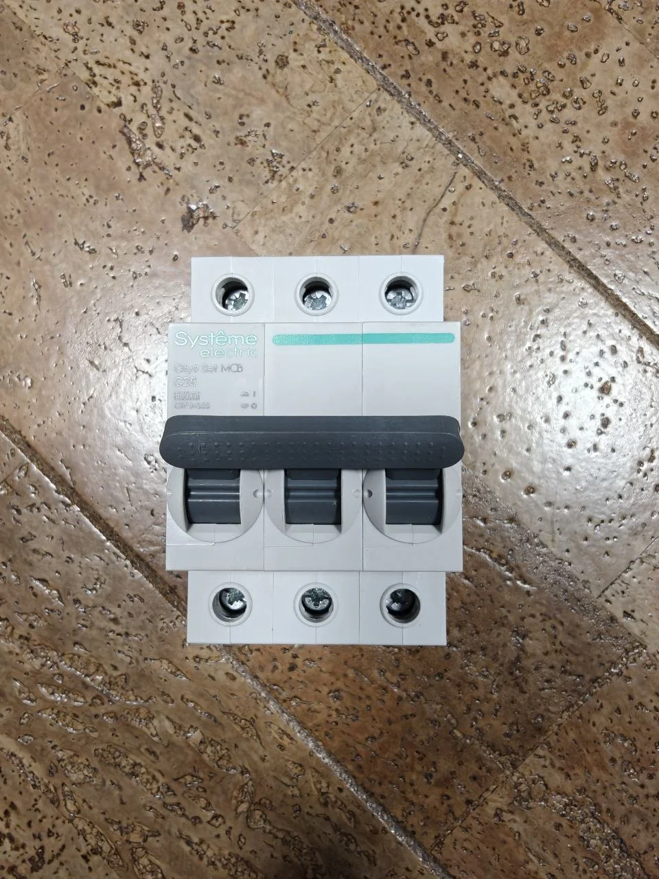 Автоматика Legrand и Schneider Electric б/у - миниатюра 6