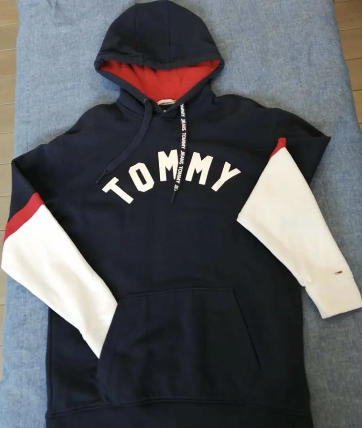 Худи Tommy Hilfiger - изображение 1