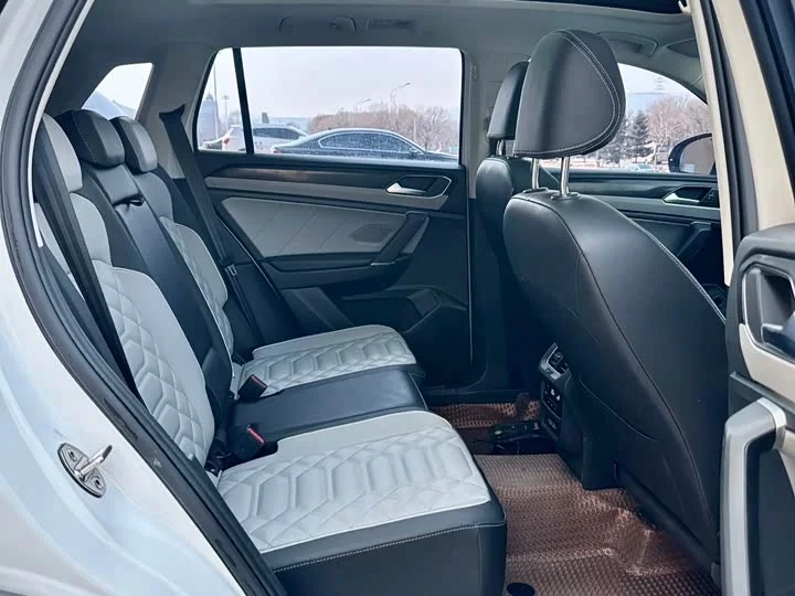 Tayron 2023 280TSI 2WD Luxury Plus Advanced Edition - миниатюра 12