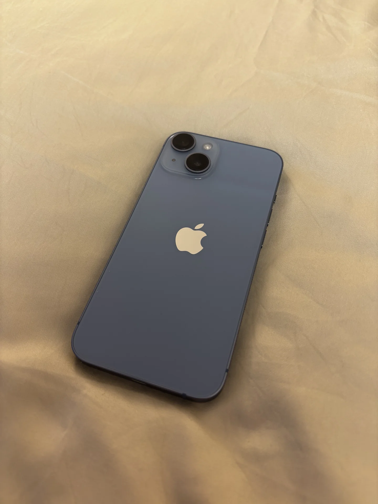 iPhone 14 128гб SIM+ eSIM - миниатюра 2