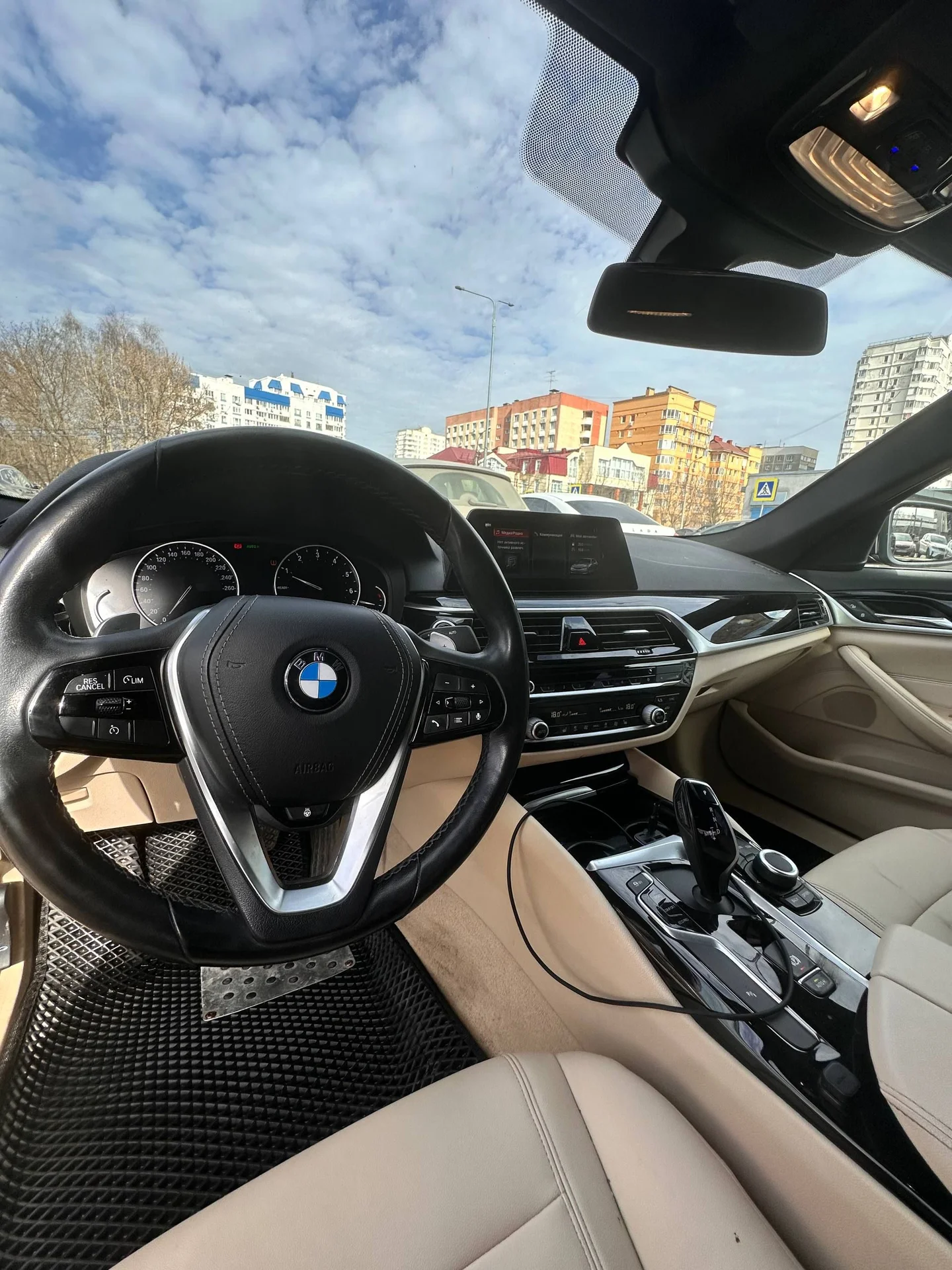Bmw 520i - миниатюра 2