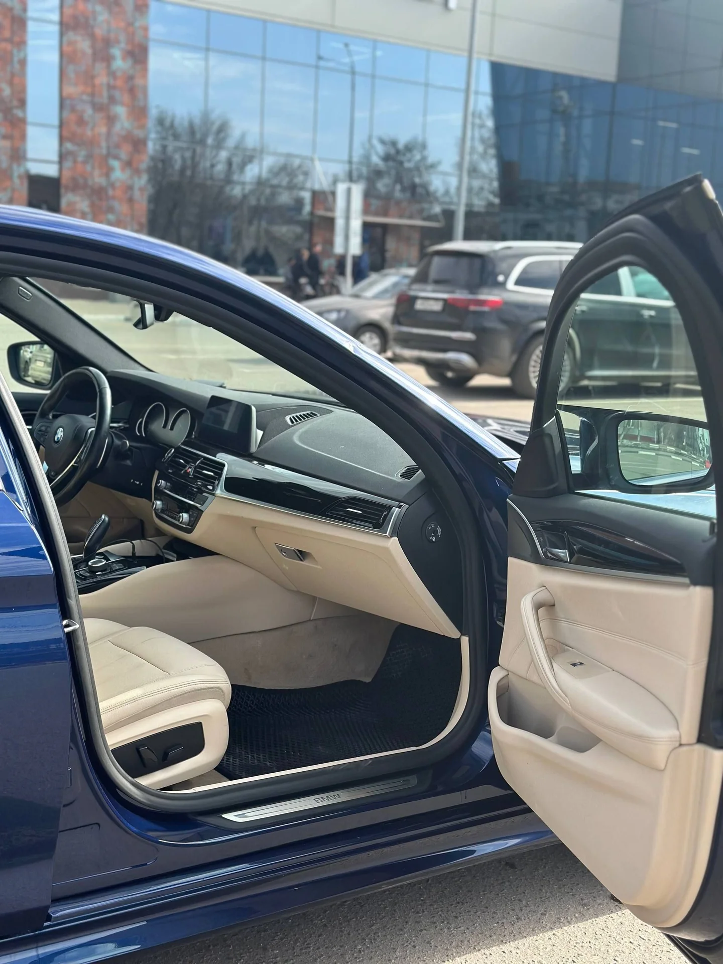 Bmw 520i - миниатюра 6
