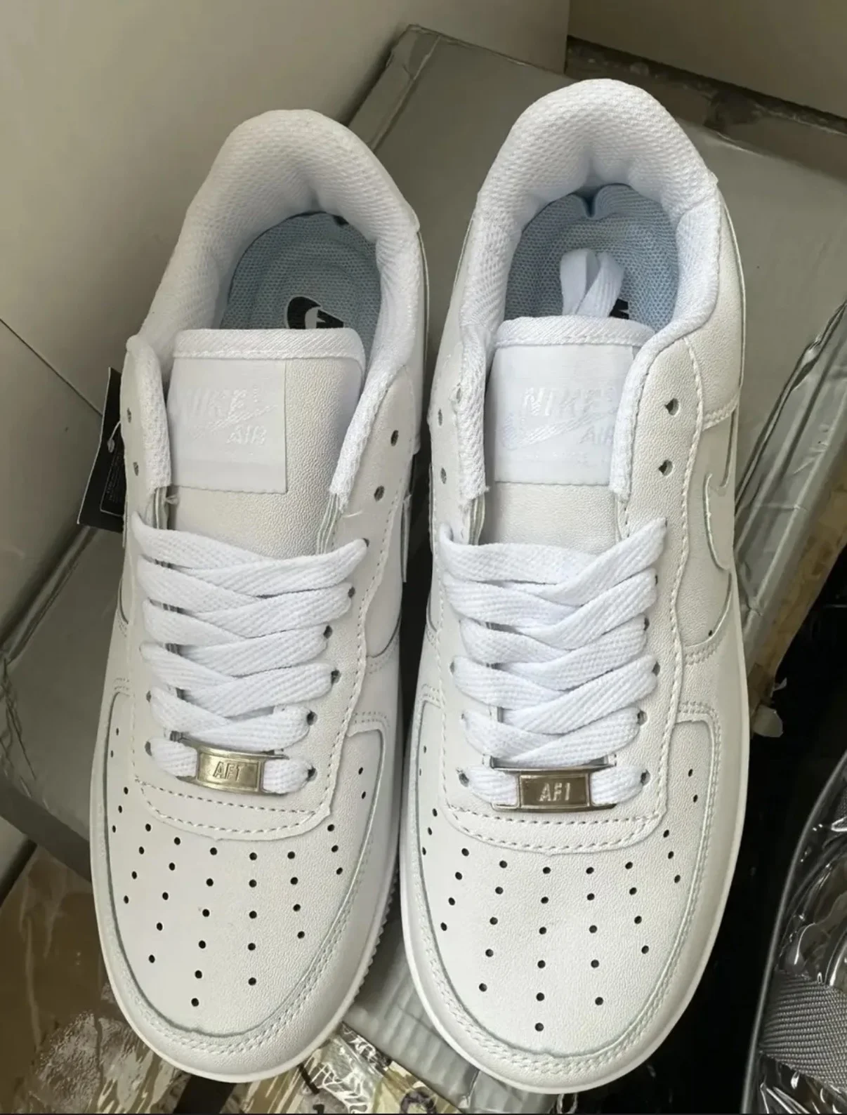 Кроссовки nike air force 1 белые - миниатюра 2