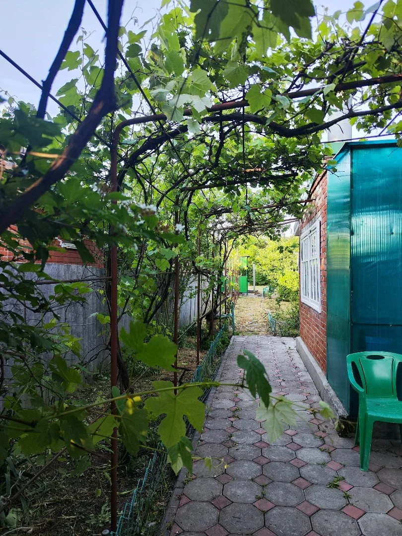 Продаю дом в курортном городе Ейск - миниатюра 12