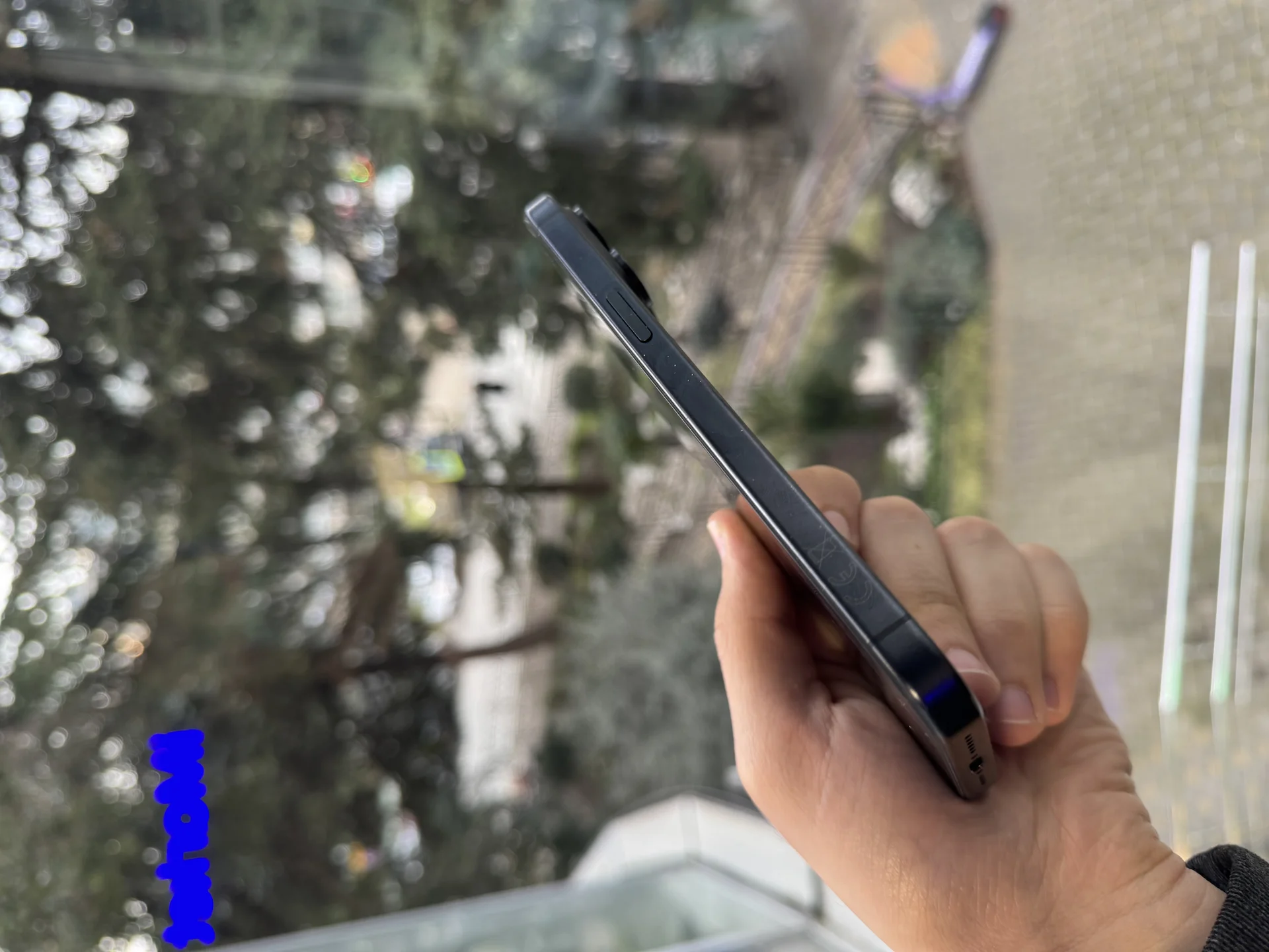 iPhone 15 Pro Max - миниатюра 3