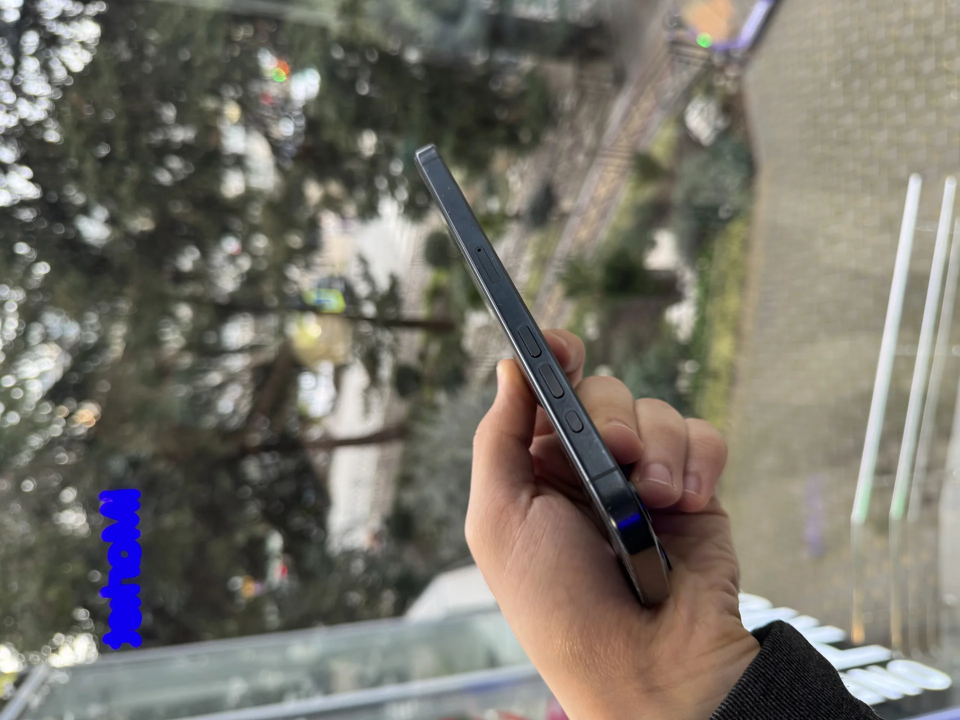 iPhone 15 Pro Max - миниатюра 4