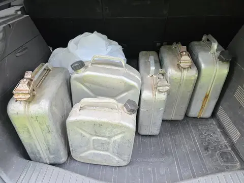 Металлические канистры