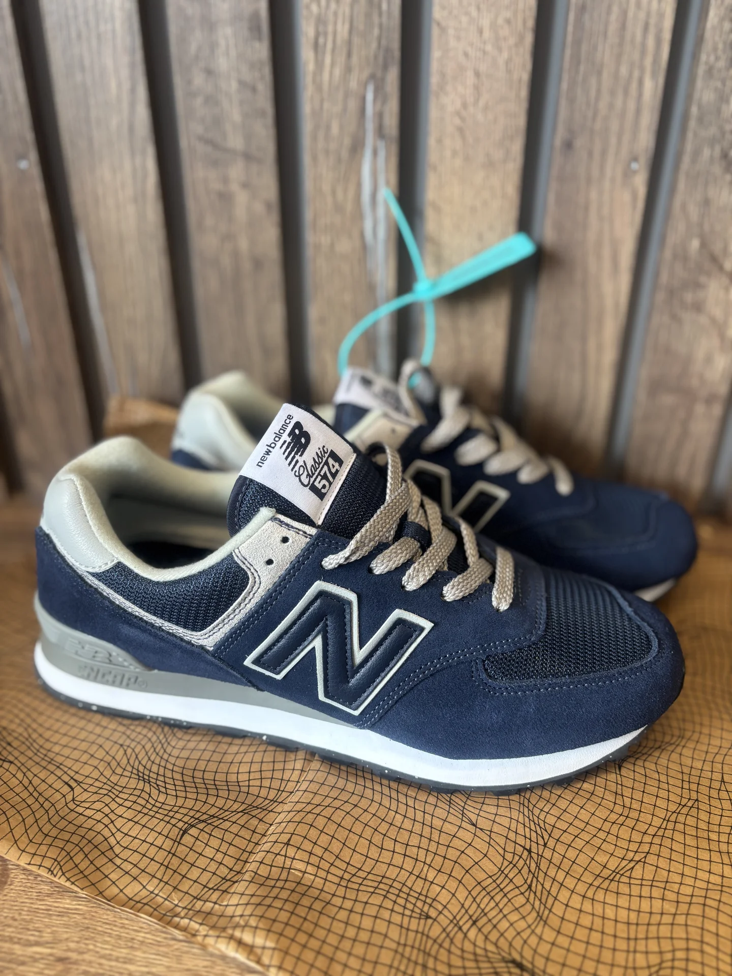 Кроссовки мужские new balance 574,43 размер, новые - миниатюра 2