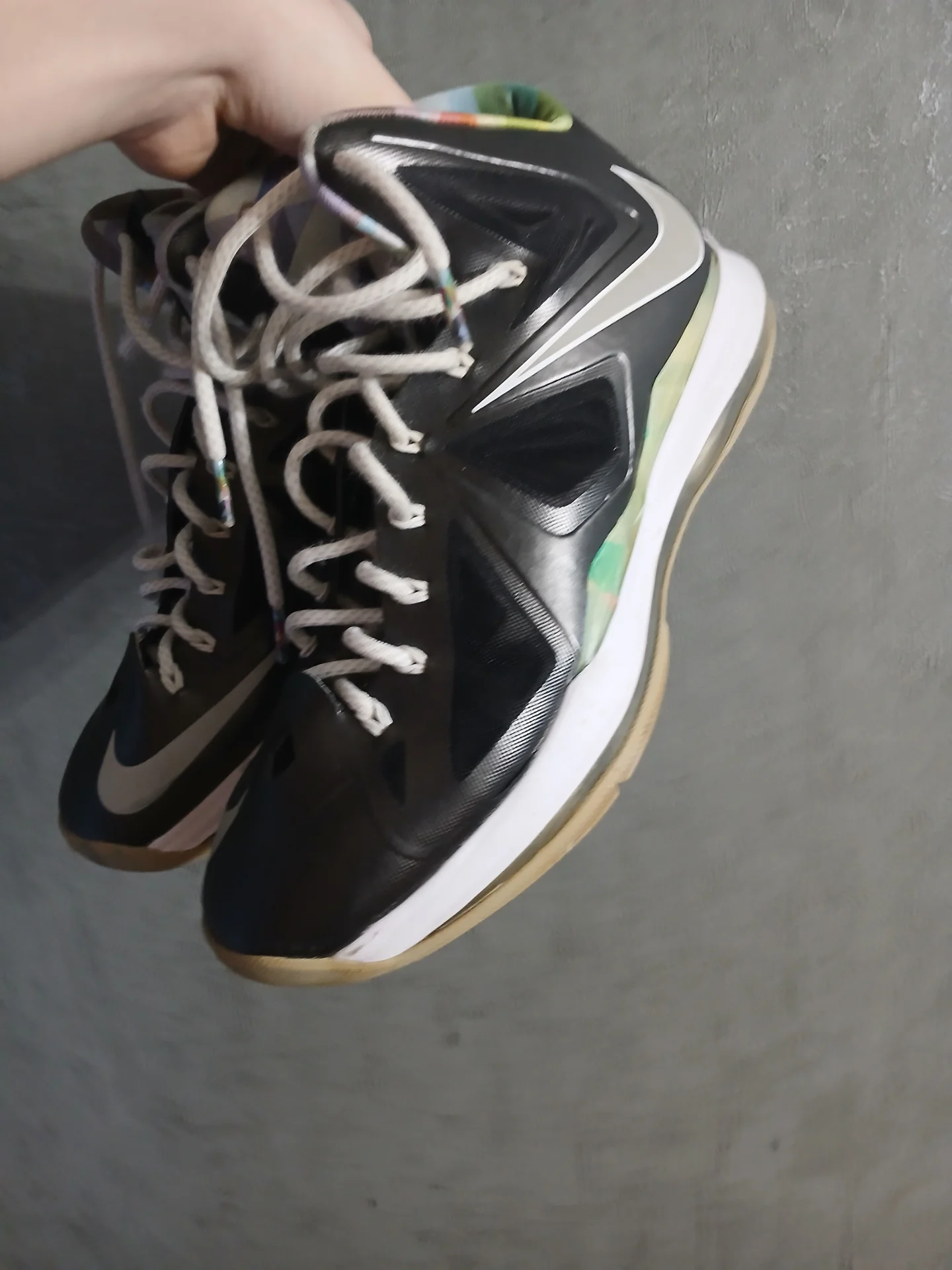 Баскетбольные кроссовки Nike LeBron 10 'Prism' - миниатюра 3