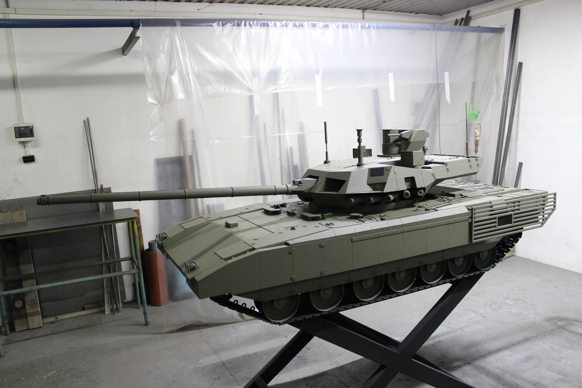 Эксклюзивный макет танка Армата т-14 - миниатюра 3