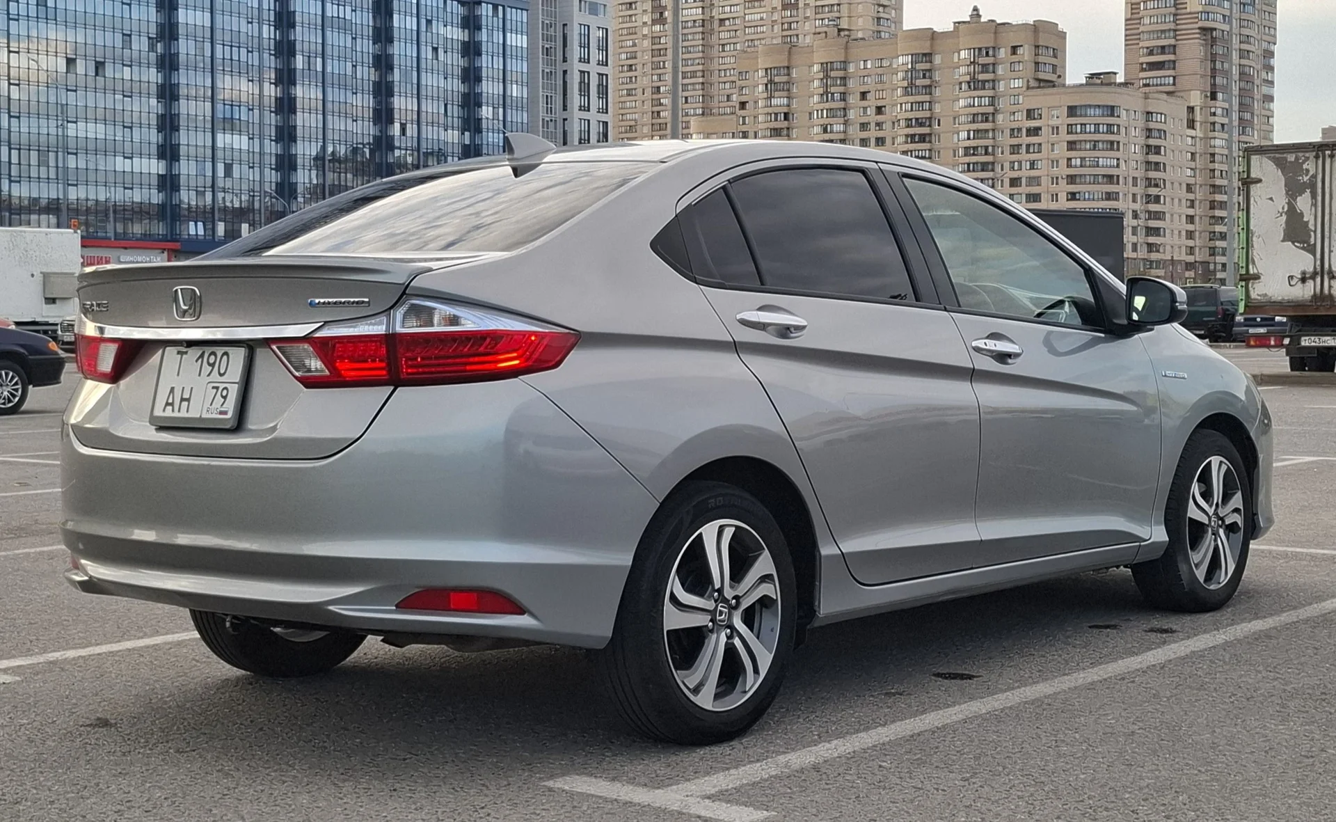 Honda Grace - миниатюра 7