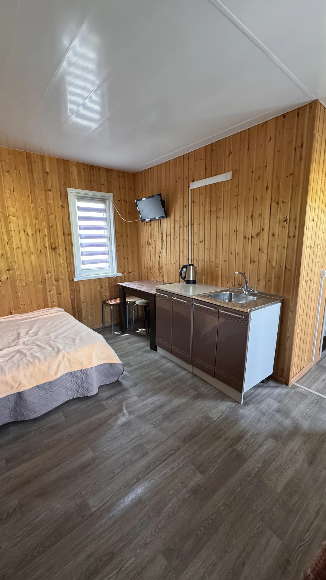 Продам дом на берегу моря в п. Ливадия - миниатюра 11