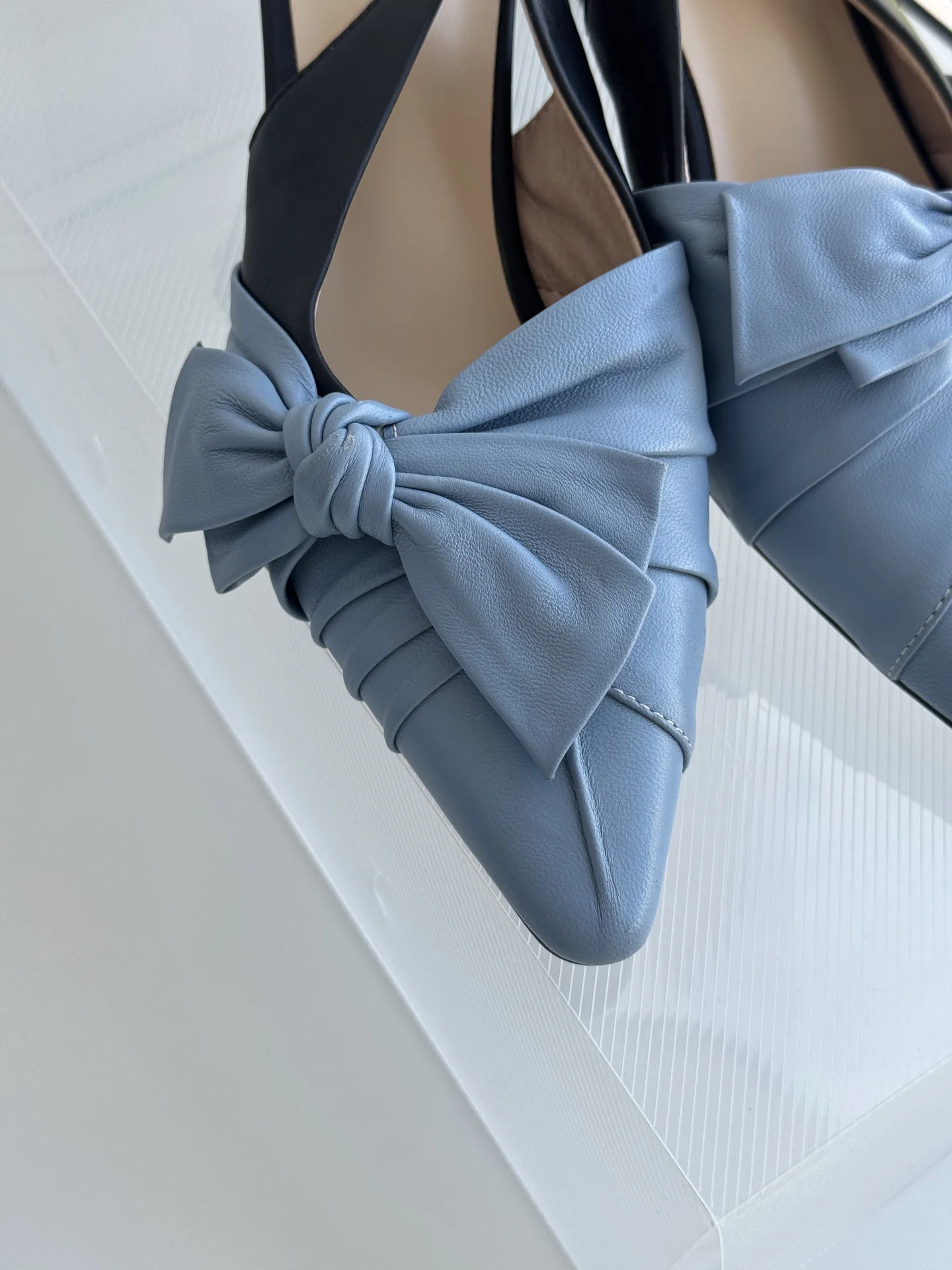 Туфли босоножки голубые с бантом натуральная кожа - миниатюра 3