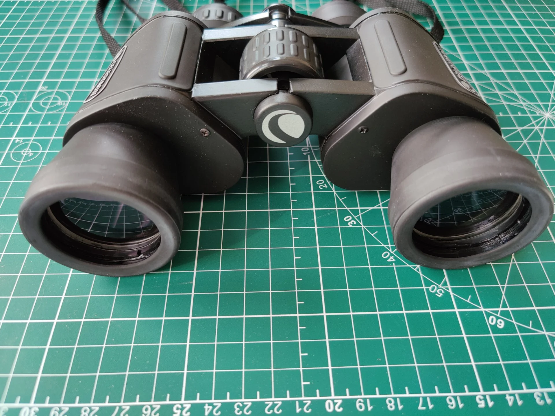 Бинокль Celestron upclosе G2 8x40 - миниатюра 4