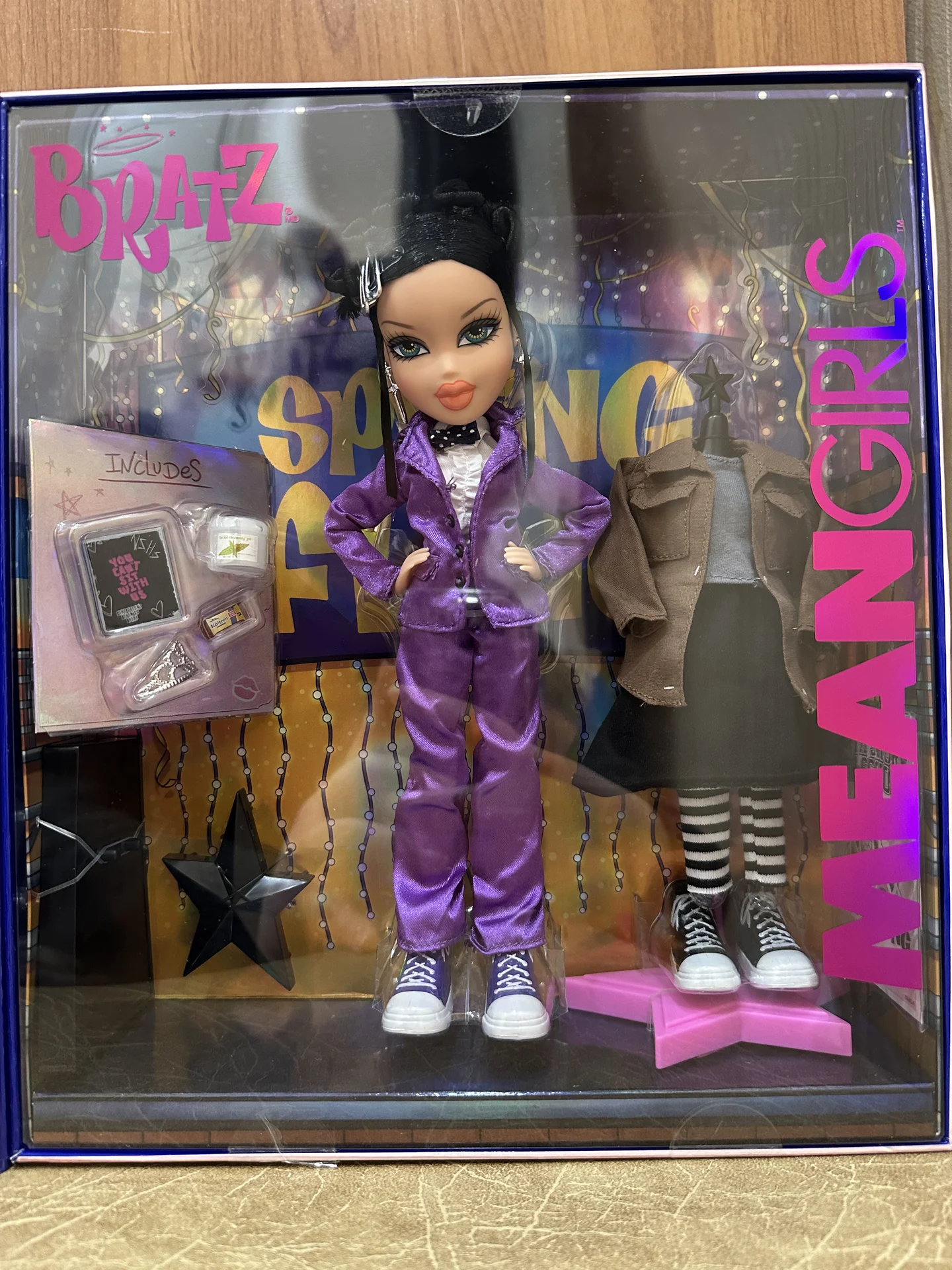 Кукла bratz «Mean girls» - миниатюра 2