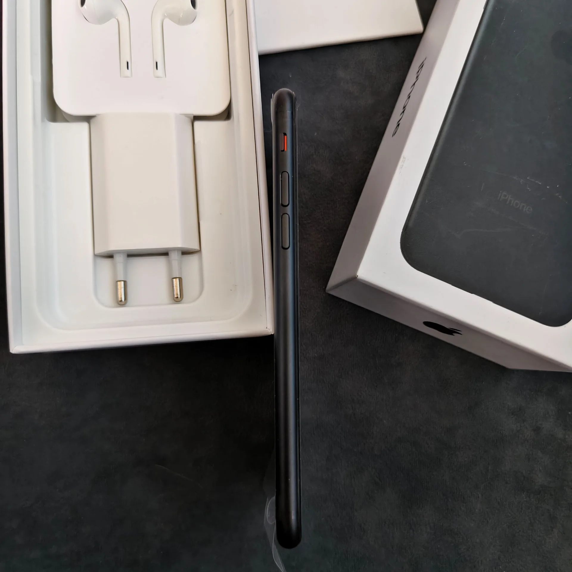 IPhone 7 Black 32Gb A1660 - миниатюра 6