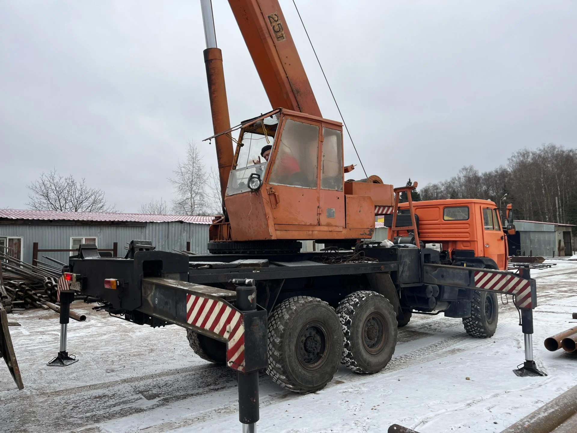 Продам автокран КС-45717К-3 - миниатюра 5