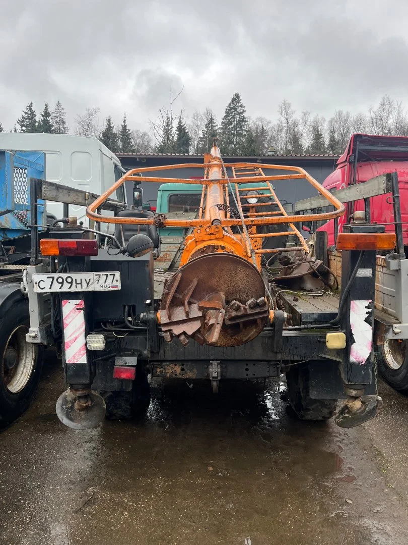 Продам машину бурильно-крановую БКМ-317-01