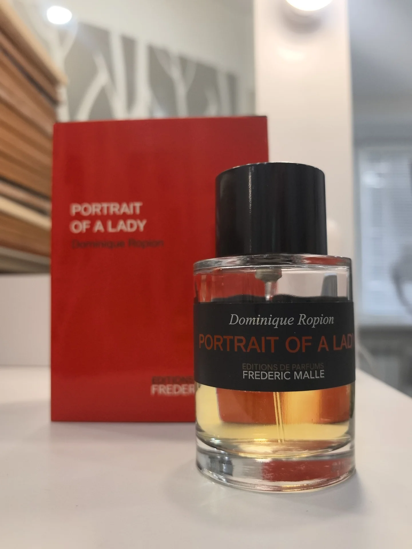 Продаю Frederic Malle Portrait of a Lady 40 мл - изображение 1