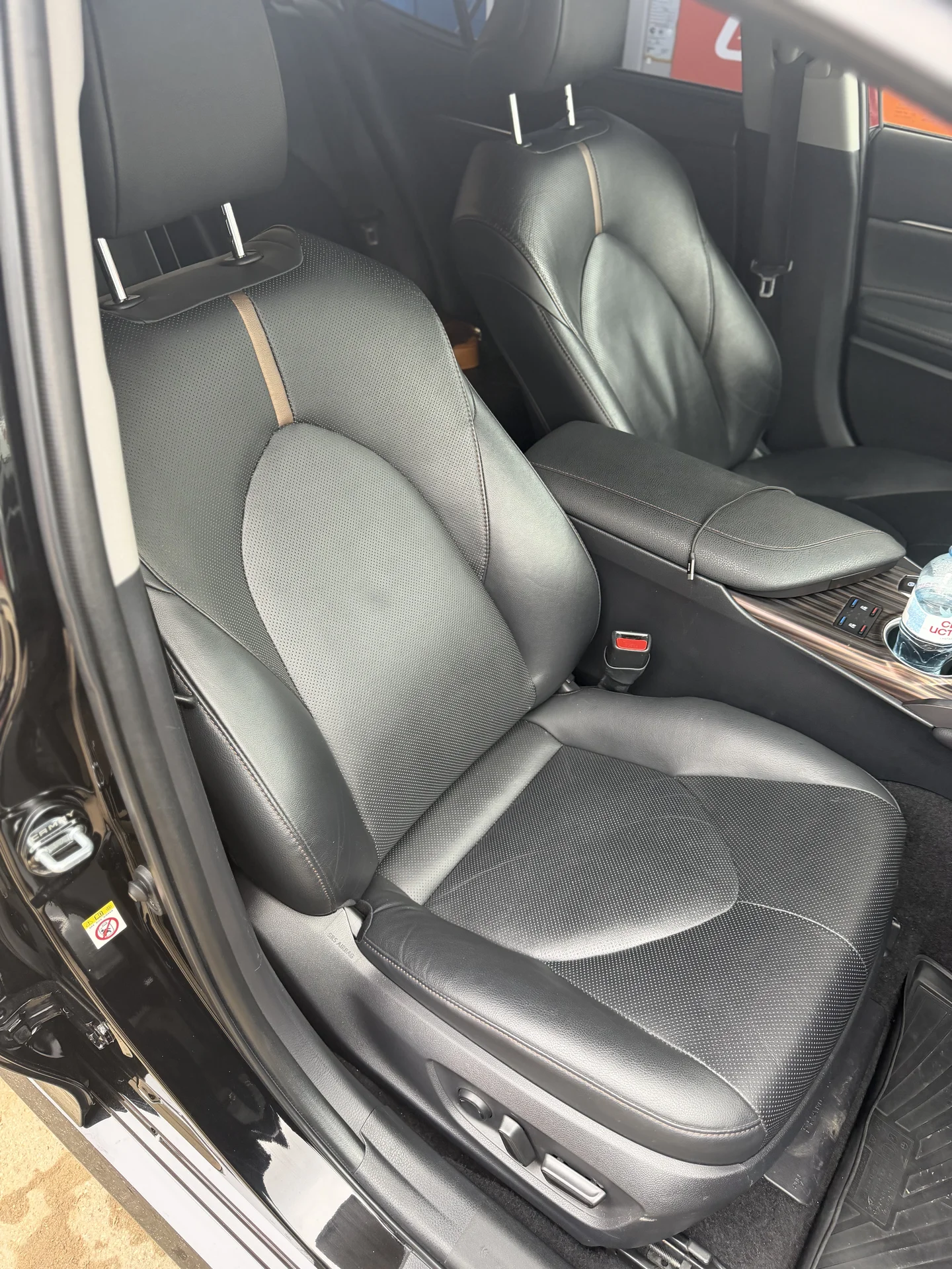 Продам Toyota Camry XV70 - миниатюра 13