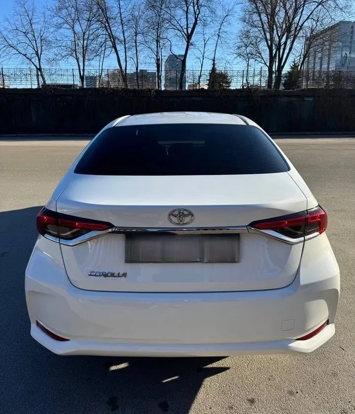 Toyota Corolla 2022 - миниатюра 6