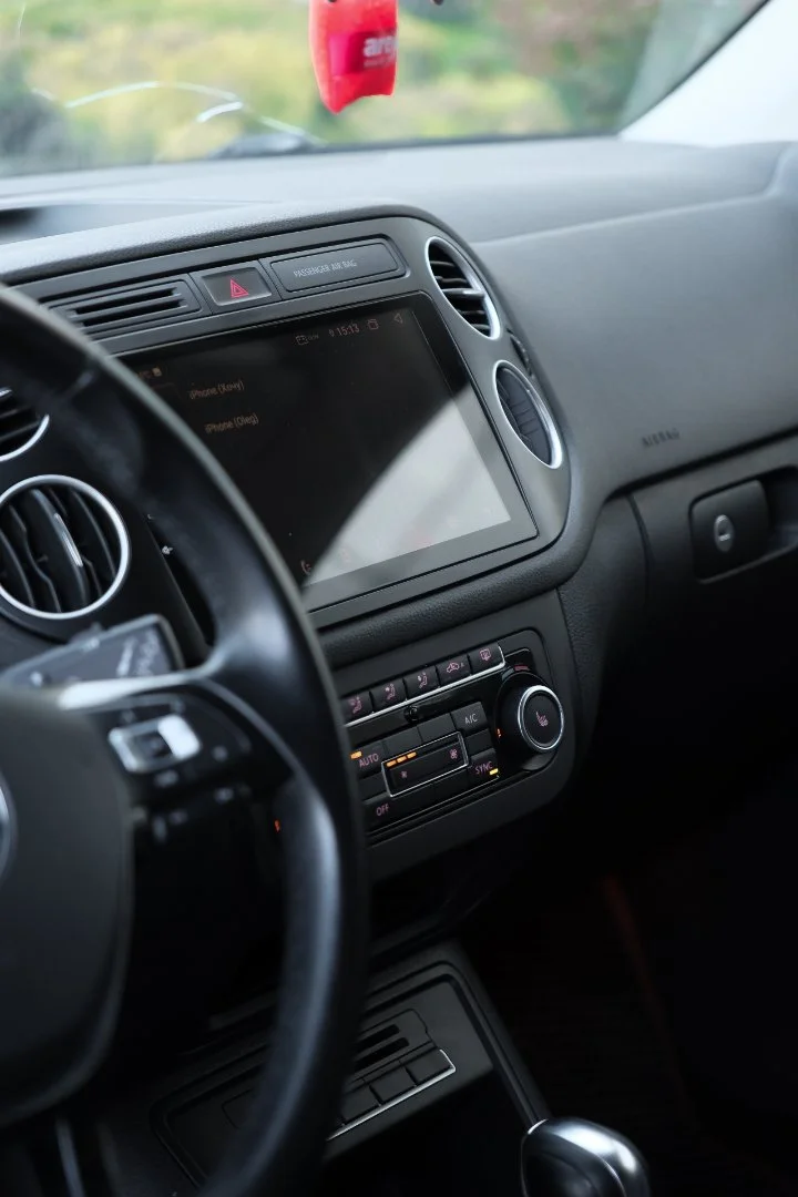 Volkswagen Tiguan 2013 — универсальный кроссовер на каждый день - миниатюра 8