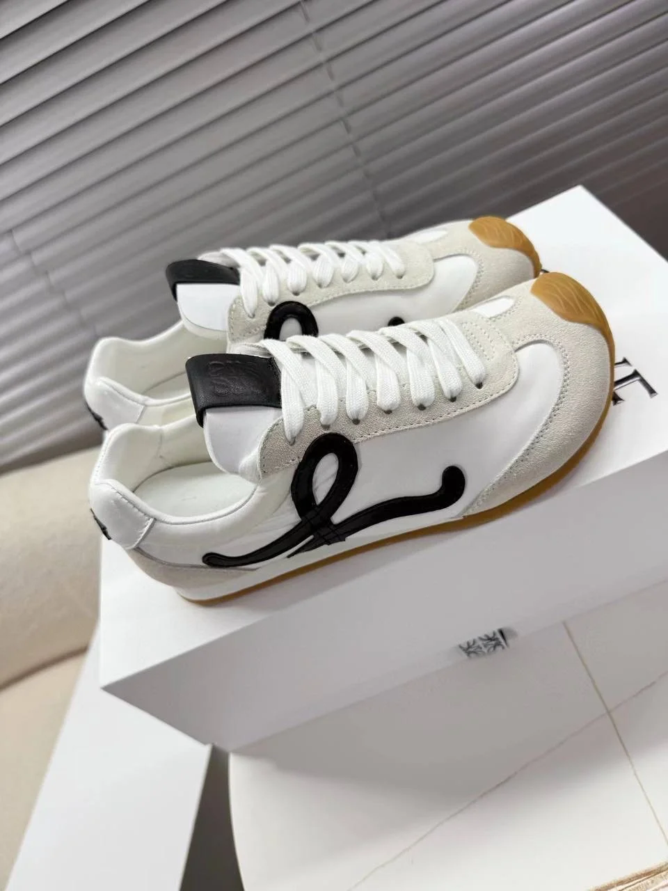 Женские кроссовки loewe (36-42 размеры) - миниатюра 5