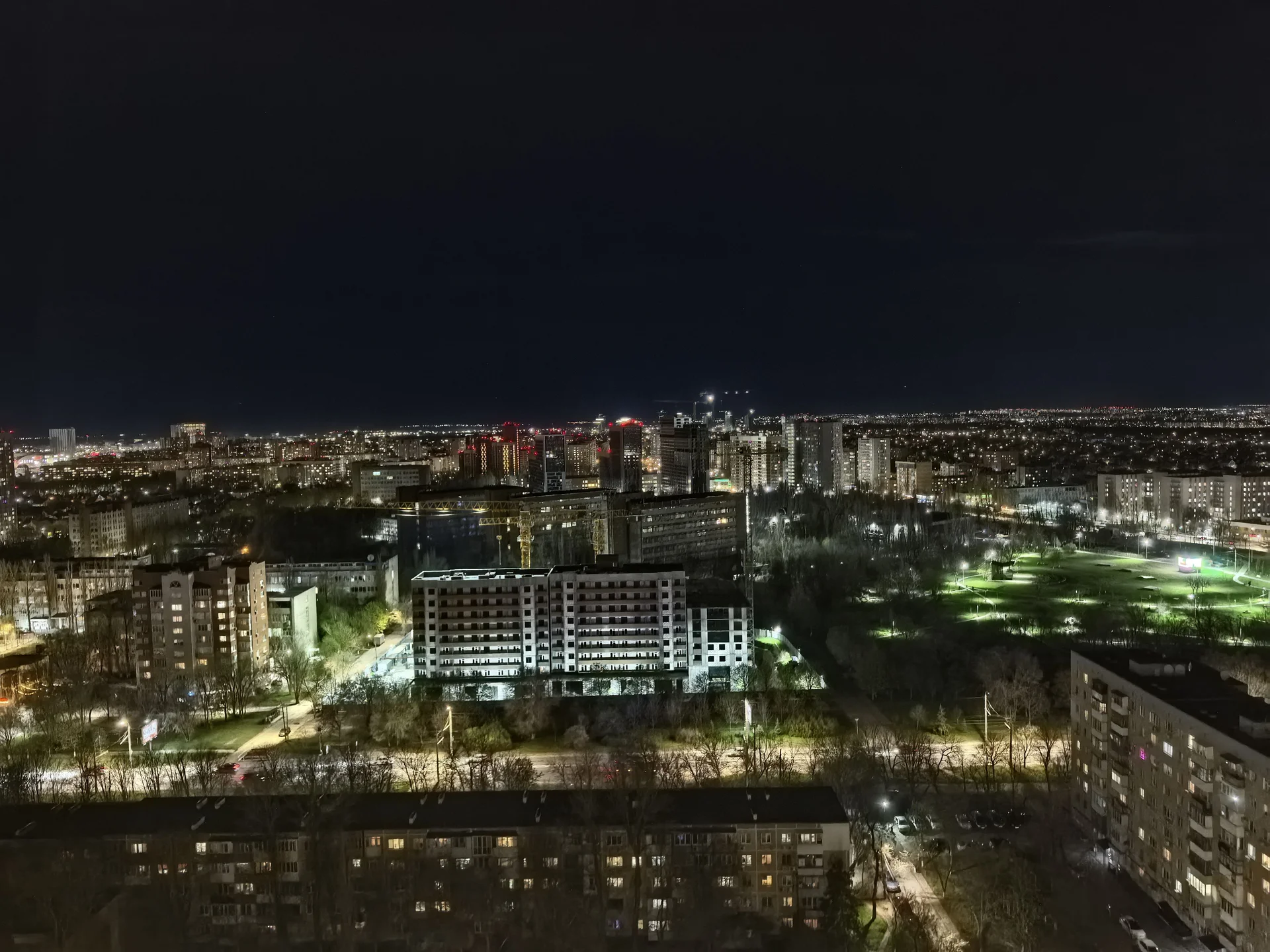 Квартира с видом на город - миниатюра 18