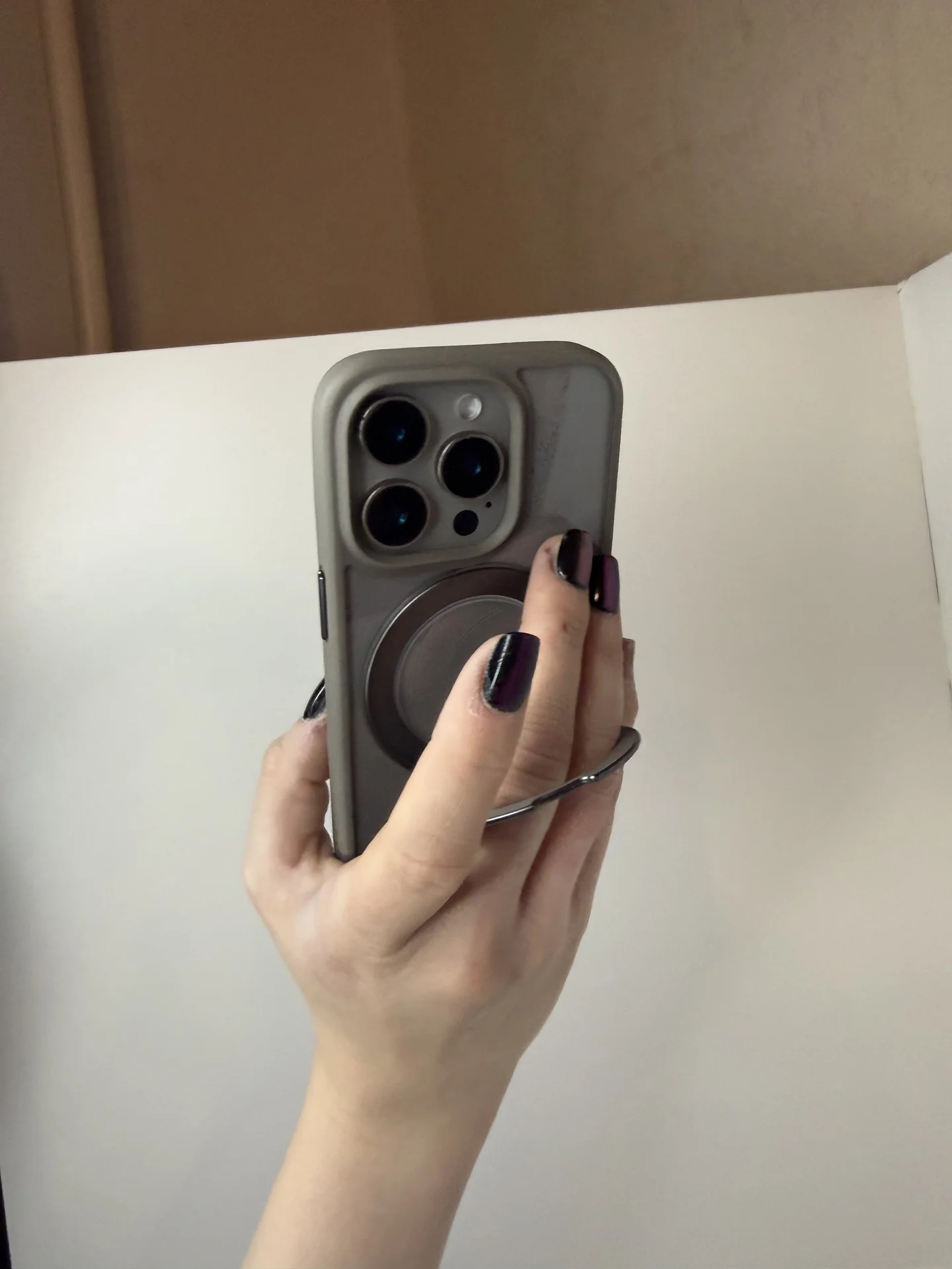 Противоударный чехол для iPhone 15 Pro - миниатюра 5
