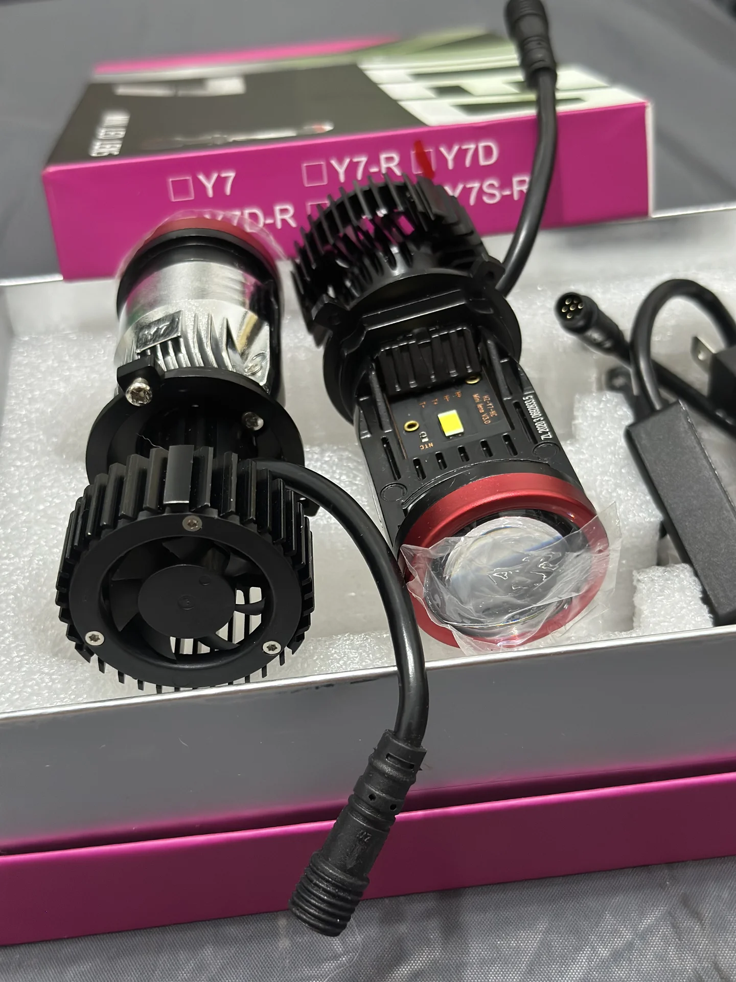 Мини линзы H4 Y7D 3.0 би лед автомобильные - миниатюра 4