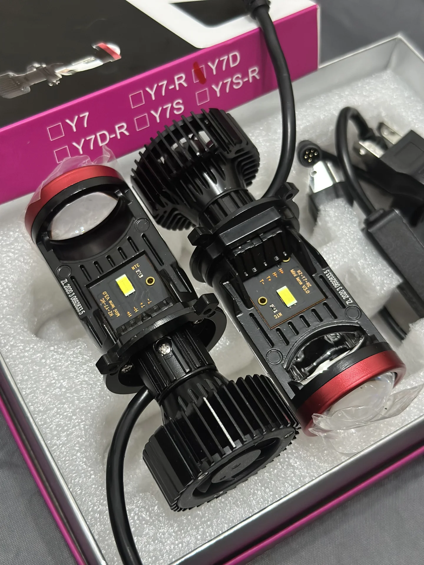 Мини линзы H4 Y7D 3.0 би лед автомобильные - миниатюра 6