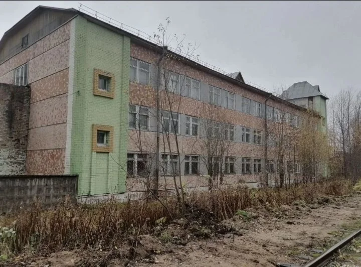 Здание - миниатюра 4
