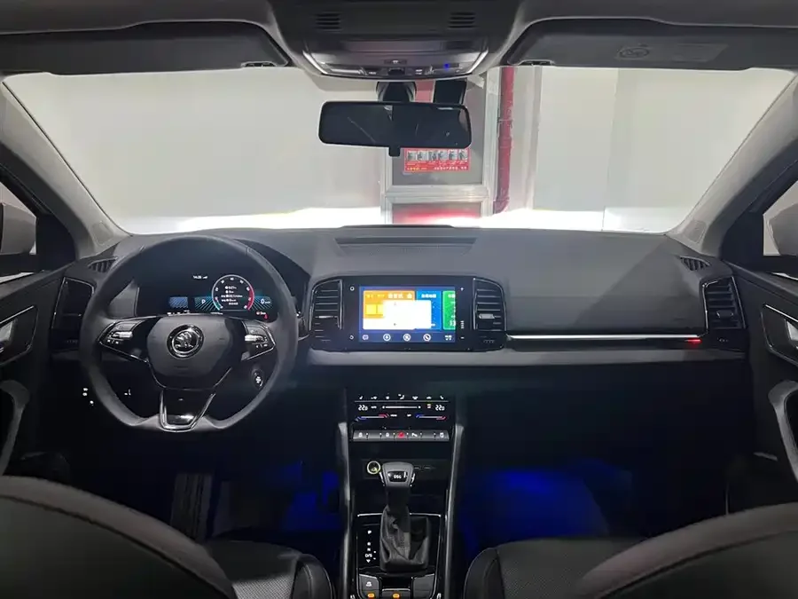 Skoda Karoq 280TSI Premium Edition - миниатюра 5