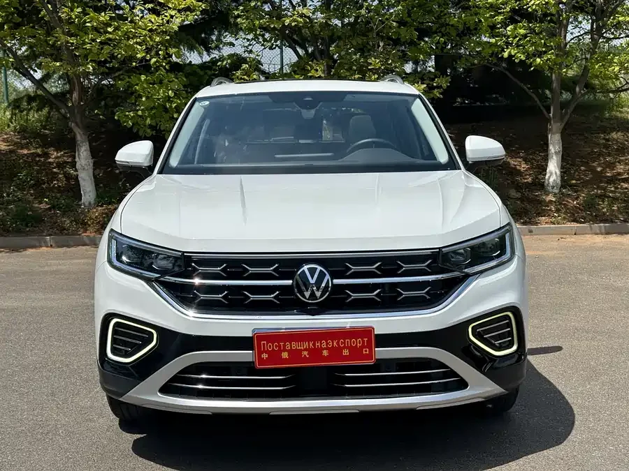 Volkswagen Tayron 2023 280TSI 2WD Luxury Plus Advanced Edition - миниатюра 2